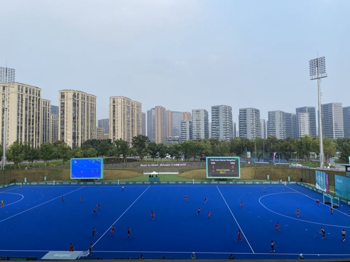 杭州拱墅运河体育公园与城市景观融为一体
                            摄影/佟鑫