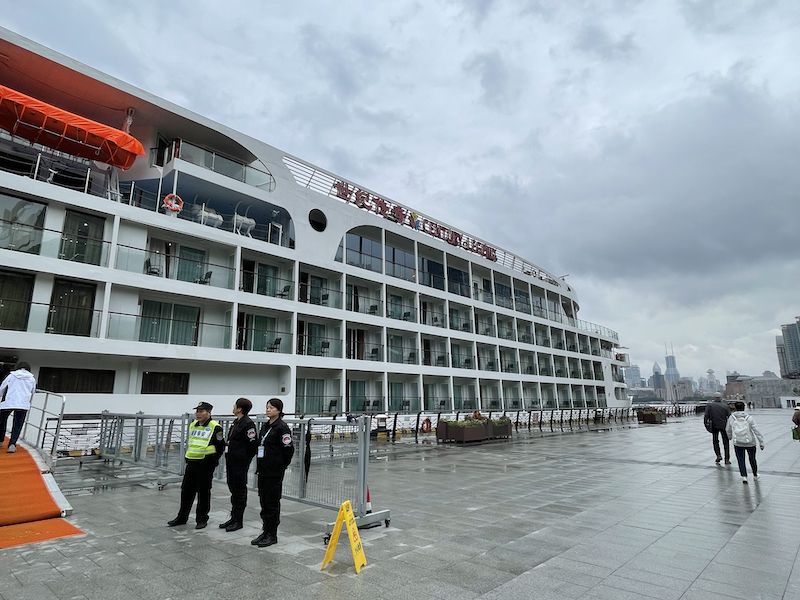 现场直击｜上海将迎来疫后最大规模入境旅游团，预计明年入境游大幅恢复