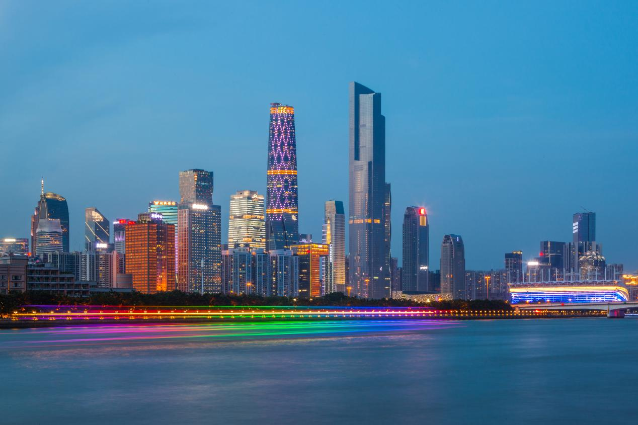 越秀地产|以国企力量，助力上海世界级城市更新