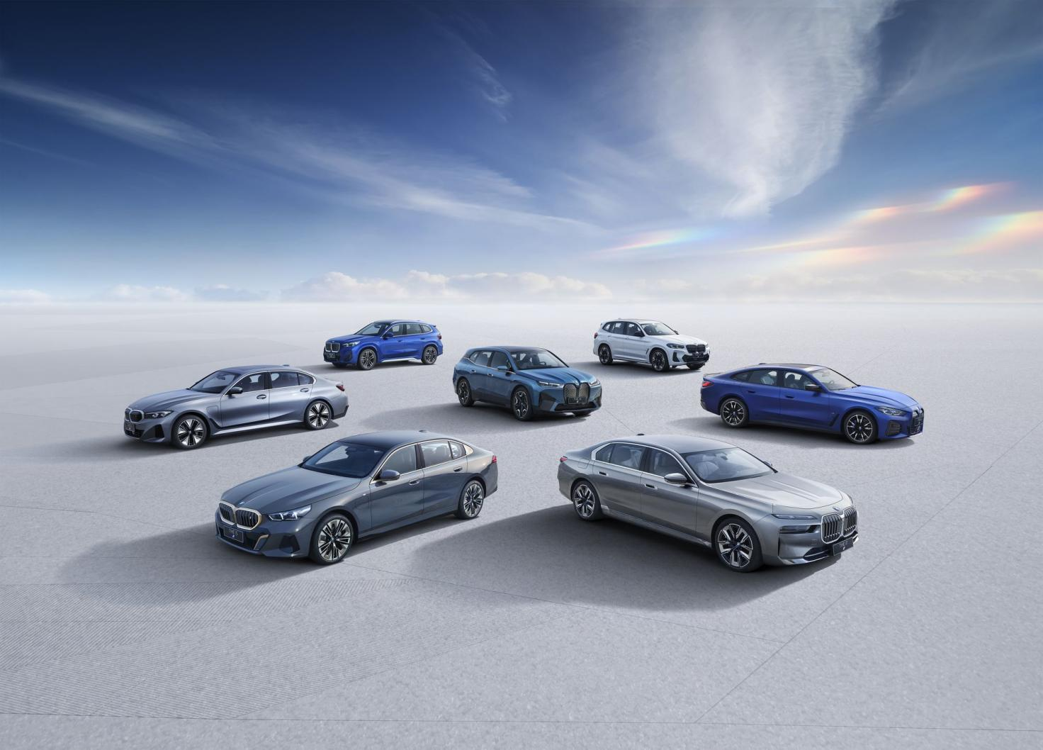 随着创新纯电动BMW i5的上市，中国市场的BMW品牌纯电动车将达到7款